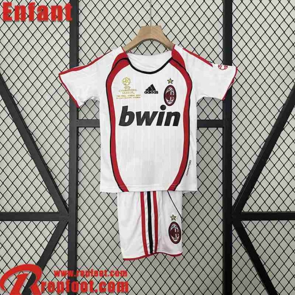 AC Milan Retro Maillot De Foot Exterieur Enfant 06 07 FG456